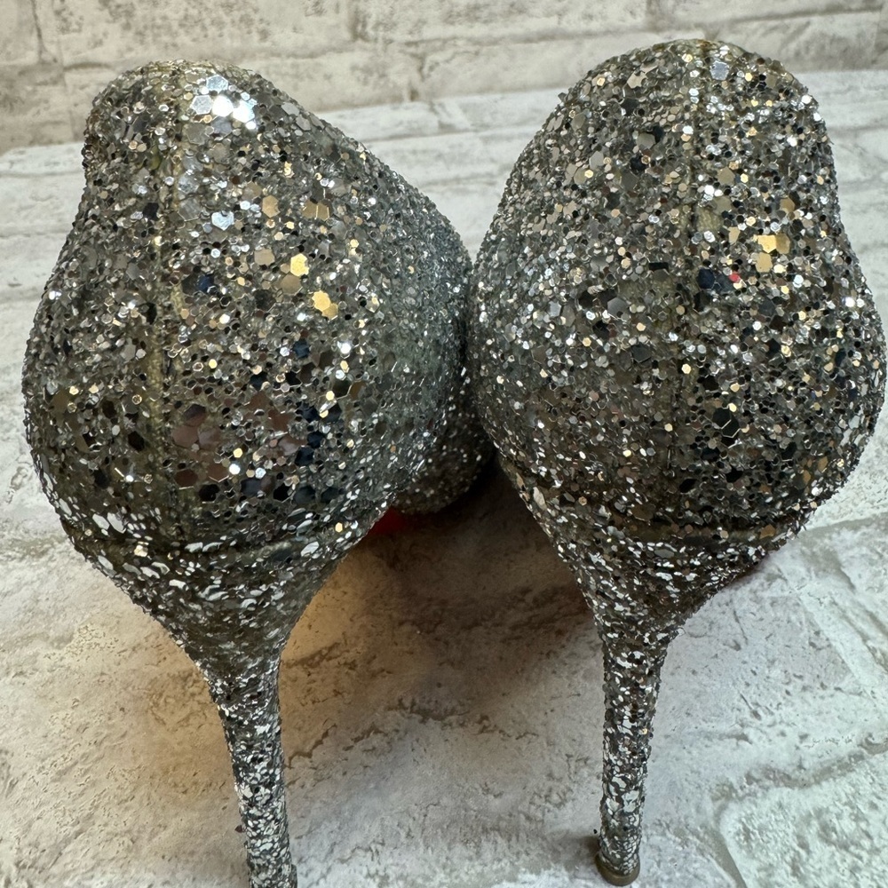 Christian Louboutin Metallic Silver Coarse Glitter Lady Lynch Pumps Size 37 US 7 - Picture 6 of 13